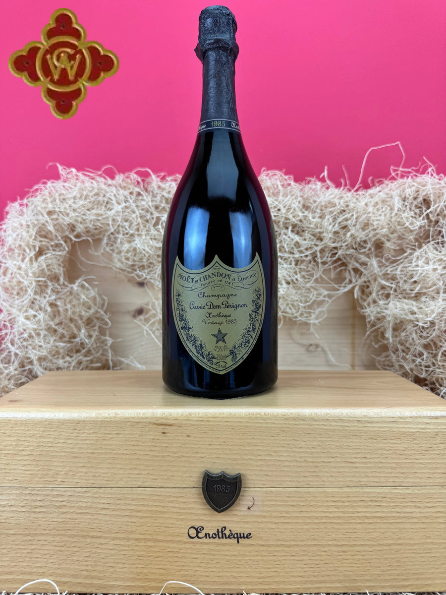 ワイン Dom Perignon Vintage 1985 1985-moet-chandon-dom-perignon