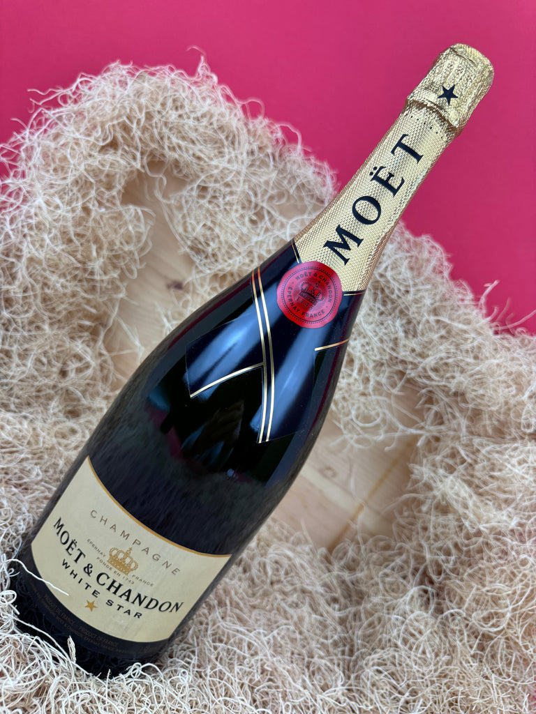 Moet & Chandon White Star Champagne Magnum - 1500ml