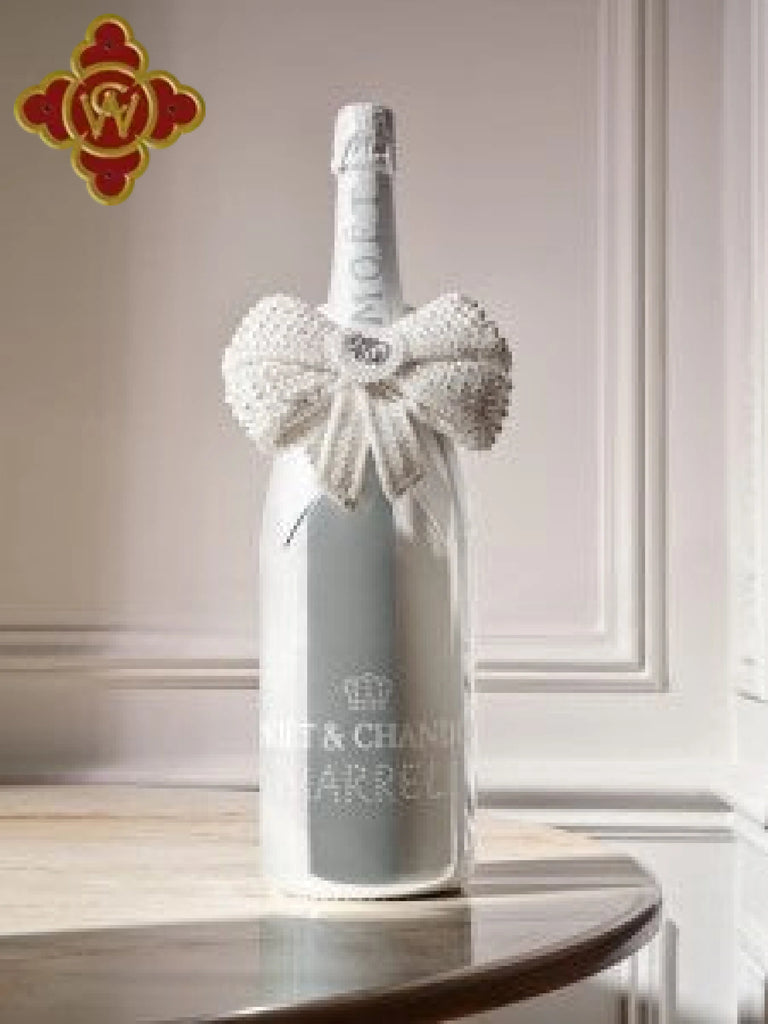 Moët & Chandon Pharrell Williams Limited Edition Bow Silver Jeroboam Champagne - 3000ml champagne